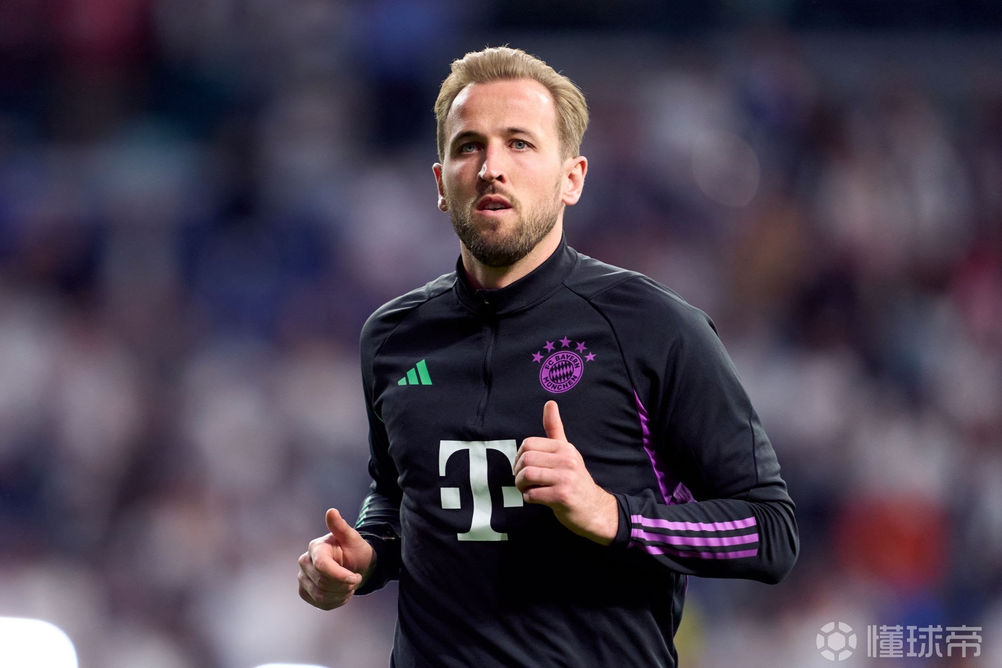 凯恩在皇家马德里比赛中险胜，险胜引发热议！观众掌声雷动的简单介绍-开云官网